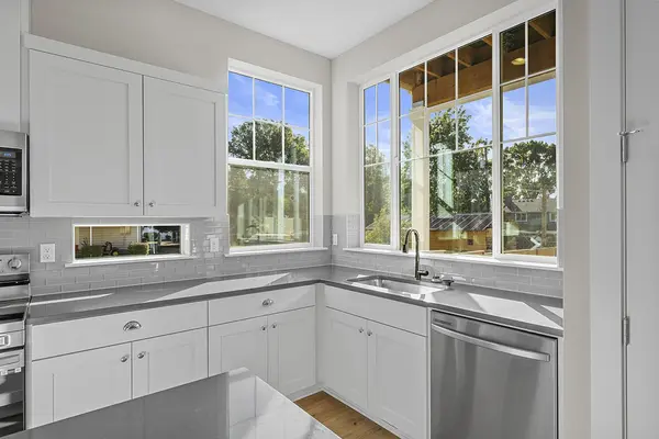 Coliving in Hillsboro - Outer Portland, Portland