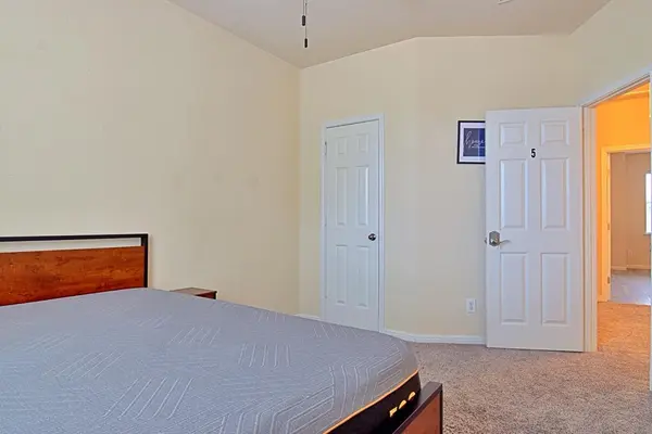 Coliving in Converse - Outer SATX, San Antonio