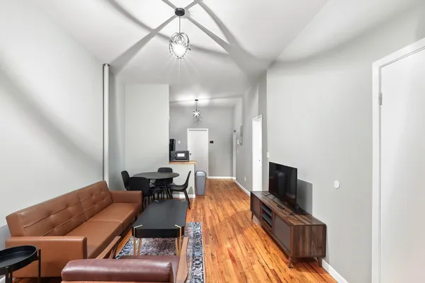 Coliving in Greenpoint - Brooklyn, New York