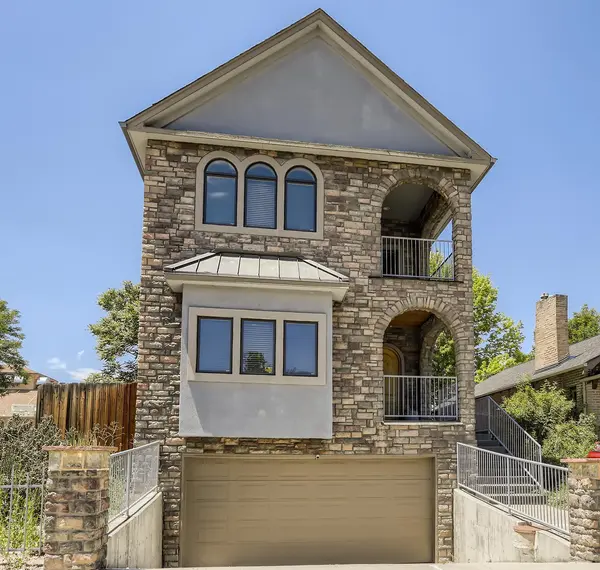 Coliving in Uptown - Center Denver, Denver