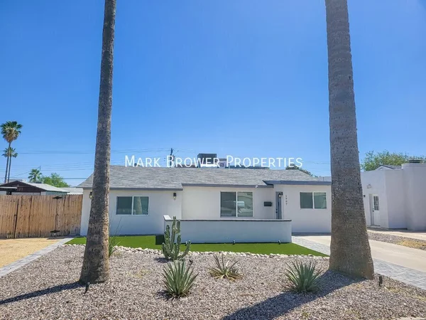 3 bedrooms apartment for rent in Camelback East - Phoenix, Phoenix