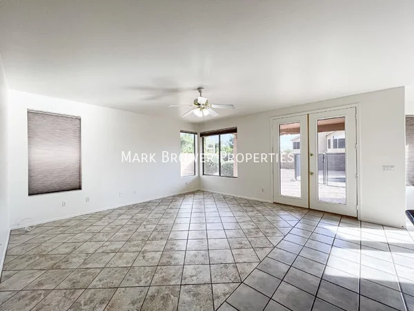 4 bedrooms apartment for rent in Desert View - Phoenix, Phoenix