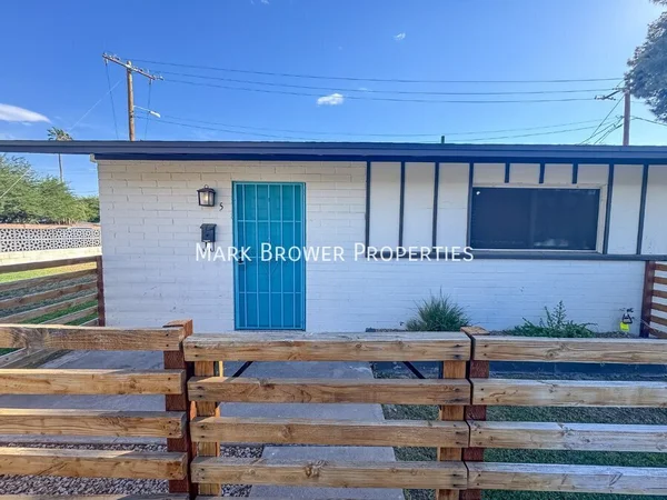 2 bedrooms apartment for rent in Camelback East - Phoenix, Phoenix