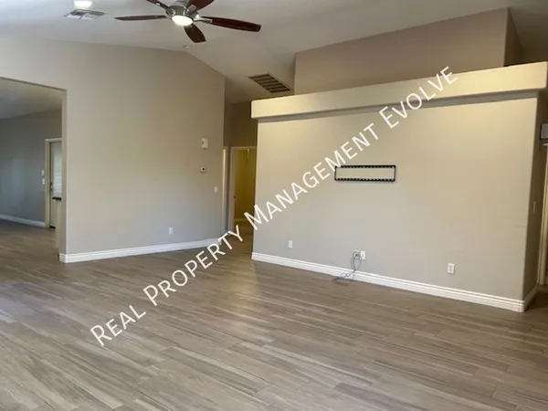4 bedrooms apartment for rent in Desert View - Phoenix, Phoenix