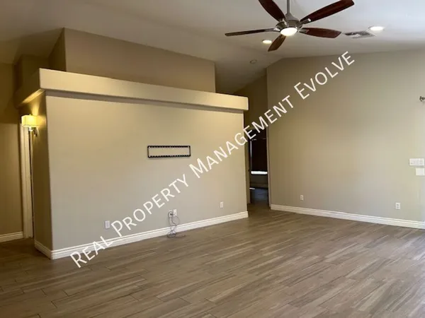 4 bedrooms apartment for rent in Desert View - Phoenix, Phoenix
