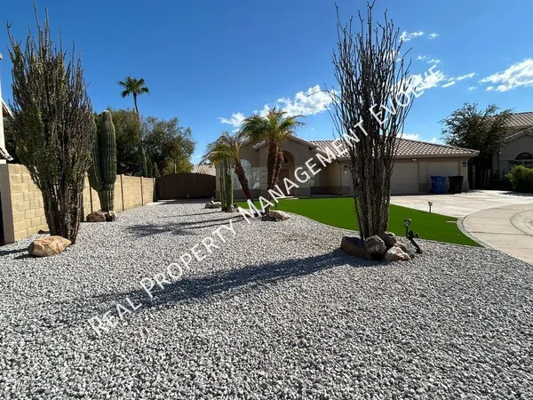 3 bedrooms apartment for rent in Desert View - Phoenix, Phoenix