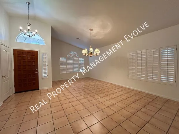 3 bedrooms apartment for rent in Desert View - Phoenix, Phoenix