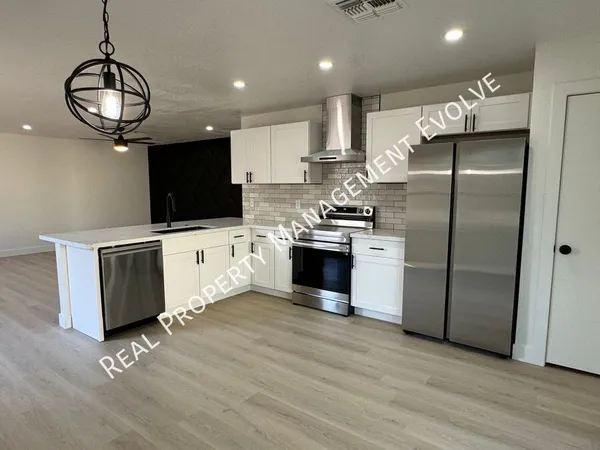 4 bedrooms apartment for rent in North Gateway - Phoenix, Phoenix