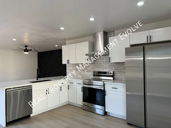 4 bedrooms apartment for rent in North Gateway - Phoenix, Phoenix