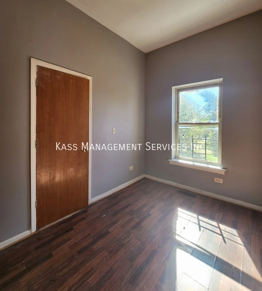 5 bedrooms apartment for rent in Douglas - South Side, Chicago