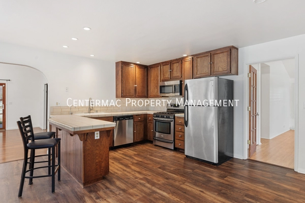 3 bedrooms apartment for rent in Mira Messa - North SD, San Diego