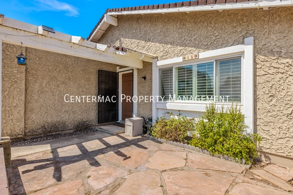 3 bedrooms apartment for rent in Mira Messa - North SD, San Diego