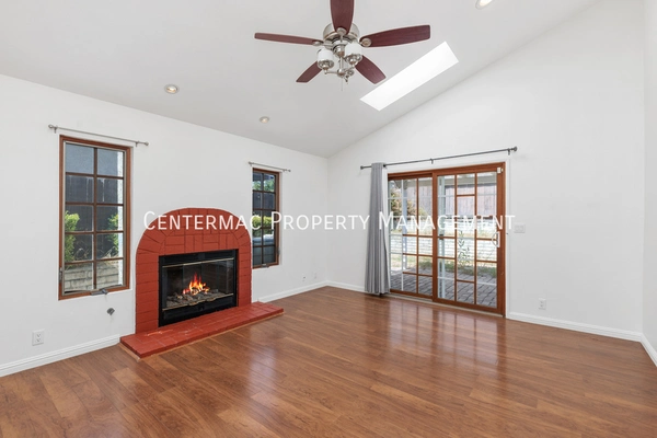 3 bedrooms apartment for rent in Mira Messa - North SD, San Diego