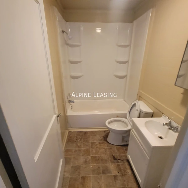 4 bedrooms apartment for rent in Brendonwood - NE Indy, Indianapolis