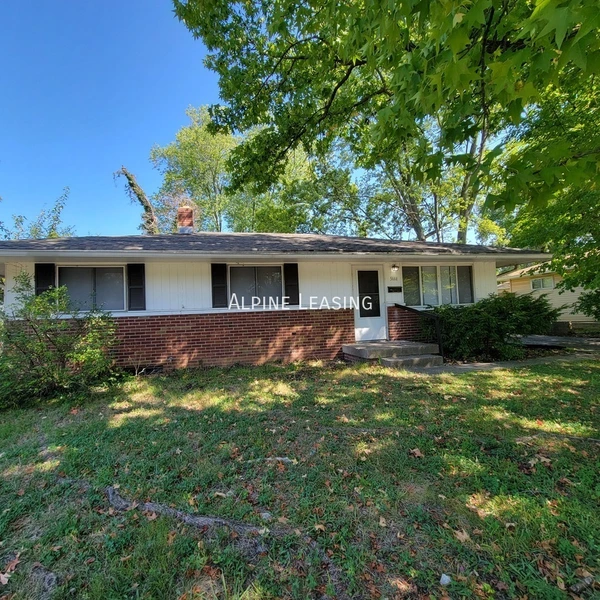 4 bedrooms apartment for rent in Brendonwood - NE Indy, Indianapolis