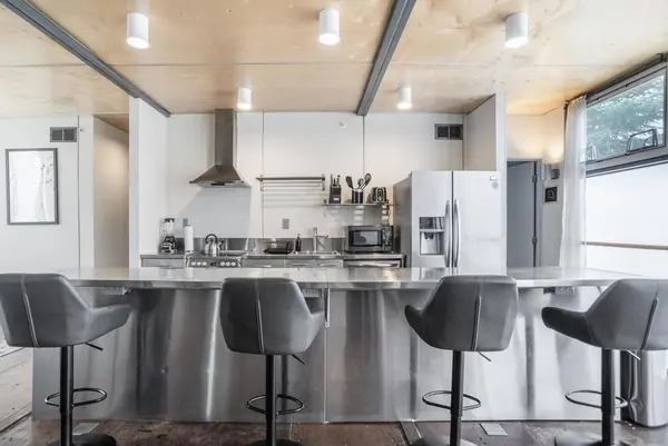 Coliving in Edgewood - Washington Northeast, Washington DC