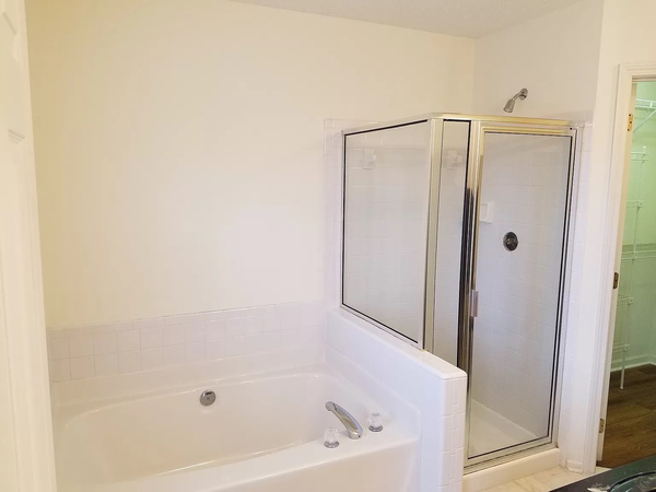 Coliving in Montclaire South - South Charlotte, Charlotte