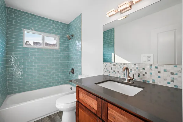 Coliving in Northeast Los Angeles - Central Los Angeles, Los Angeles