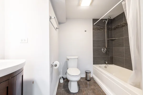 Coliving in West Town - West Side, Chicago