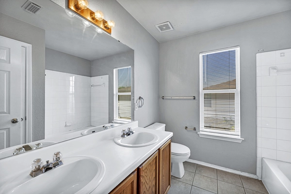 Coliving in Pflugerville - North Austin, Austin