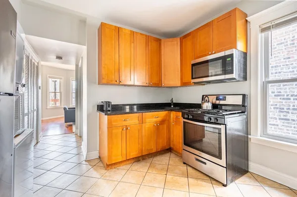 Coliving in Irving Park - Northwest Side, Chicago