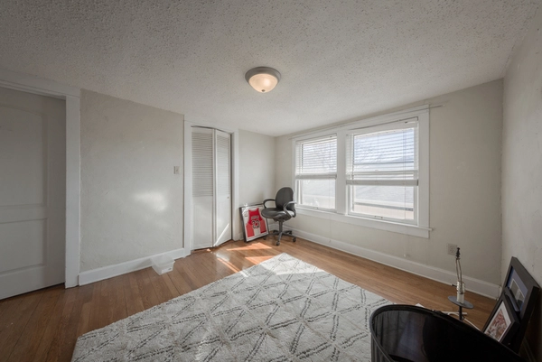 Coliving in Armour Hills - KCMO, Kansas City