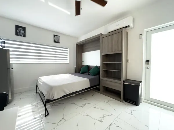 Coliving in Westchester FL - Miami Dade, Miami