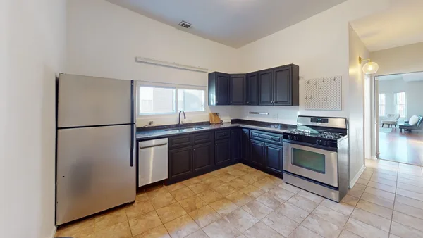 Coliving in Logan Square - North Side, Chicago