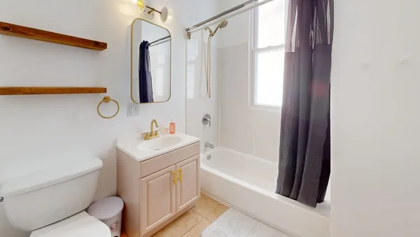 Coliving in Logan Square - North Side, Chicago