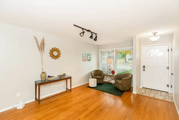 Coliving in Armour Hills - KCMO, Kansas City