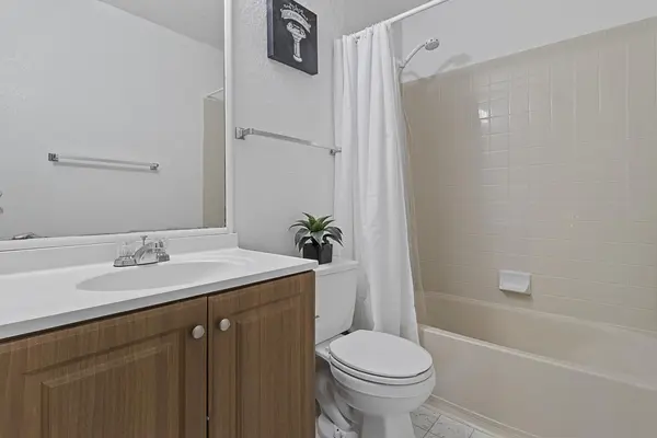 Coliving in Uptown Central - North SATX, San Antonio