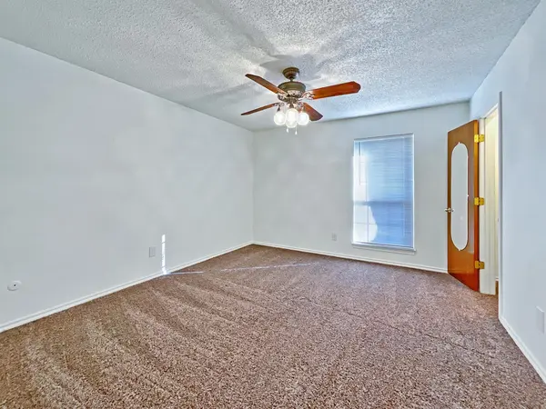 Coliving in Southwest Arlington - Arlington, Dallas