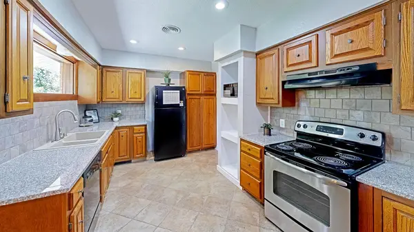 Coliving in Central Arlington - Arlington, Dallas