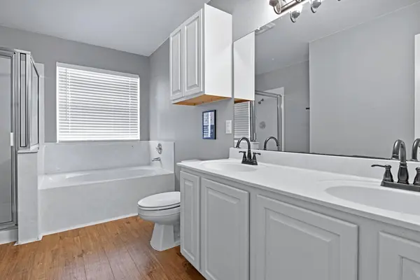 Coliving in San Marcos - South Austin, Austin