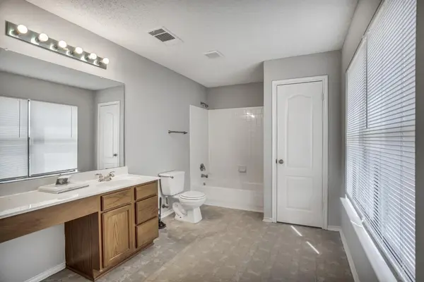 Coliving in Southeast Austin - South Austin, Austin