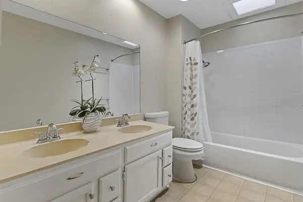 Coliving in Far West Side - West SATX, San Antonio