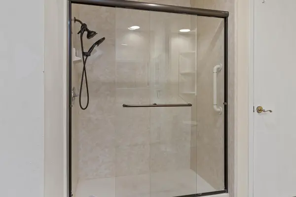 Coliving in Far West Side - West SATX, San Antonio