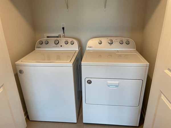 Coliving in Eagle Lake - West Charlotte, Charlotte