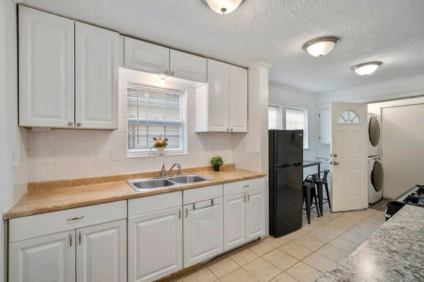 Coliving in Baytown - Se Houston, Houston