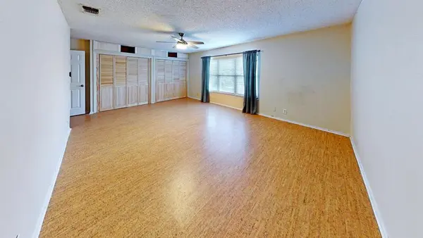 Coliving in Seguin - Outer SATX, San Antonio