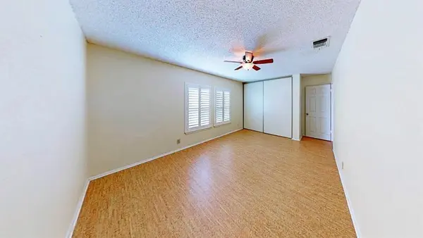 Coliving in Seguin - Outer SATX, San Antonio