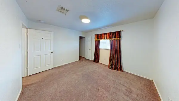 Coliving in Seguin - Outer SATX, San Antonio