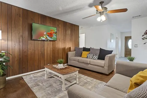 Coliving in Seguin - Outer SATX, San Antonio