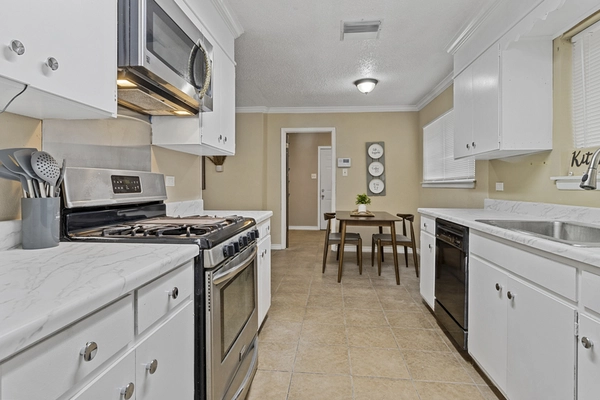 Coliving in Seguin - Outer SATX, San Antonio