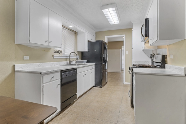 Coliving in Seguin - Outer SATX, San Antonio