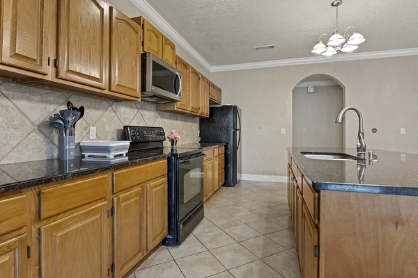 Coliving in Seguin - Outer SATX, San Antonio