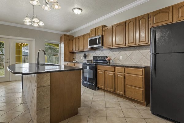 Coliving in Seguin - Outer SATX, San Antonio