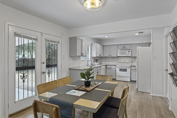 Coliving in Seguin - Outer SATX, San Antonio