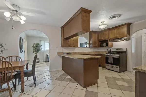 Coliving in Central Arlington - Arlington, Dallas