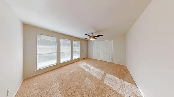 Coliving in West Arlington - Arlington, Dallas